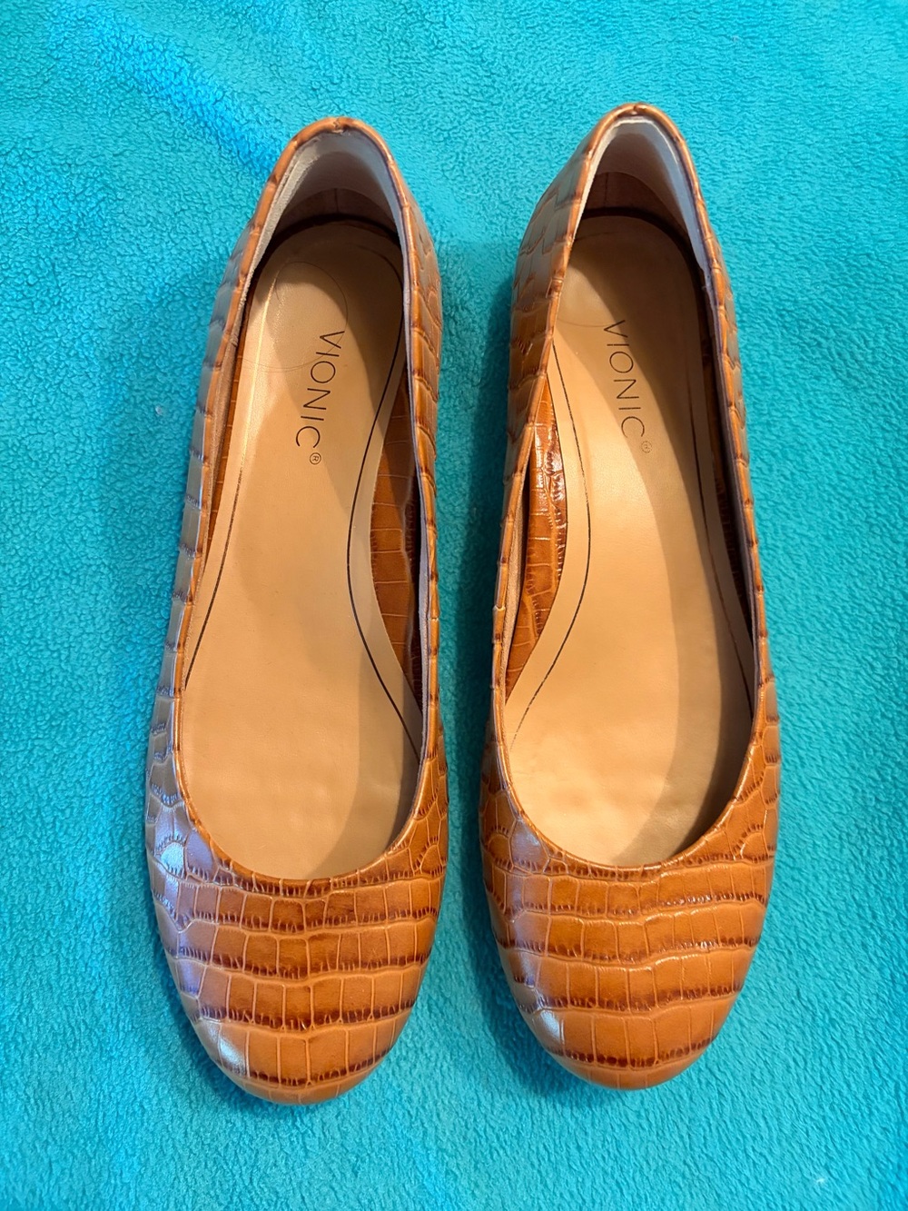 Vionic Cognac Croc-Embossed Ballet Flats